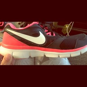 Brand New Nike Running Sneakers 6.5